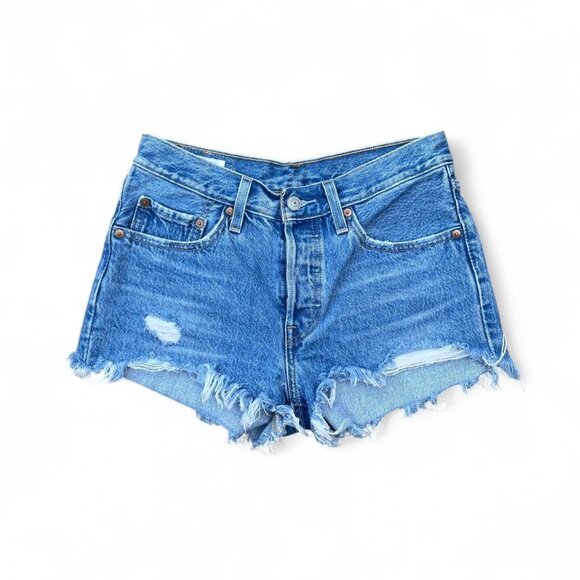 ♥︎ Levi’s 00s distressed jean shorts ♥︎ - Picture 1 of 8